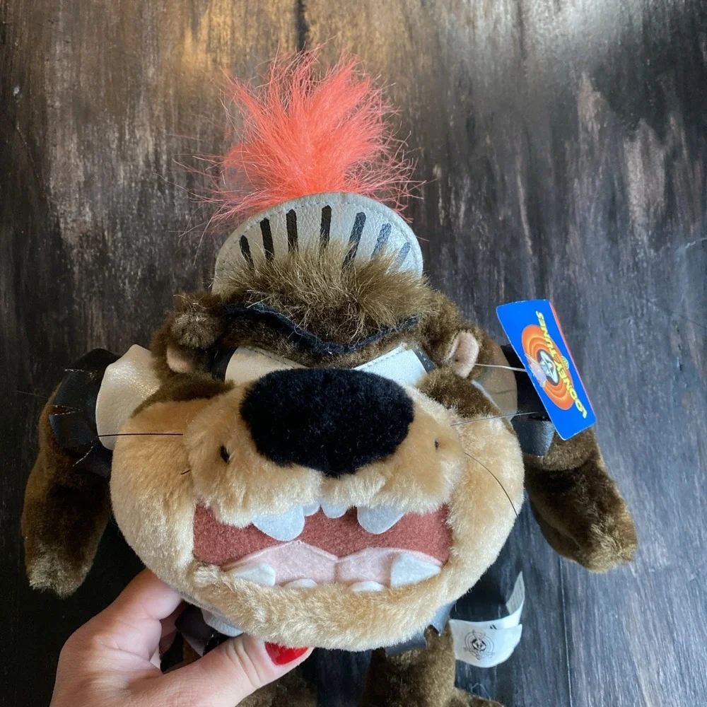 TASMANIAN DEVIL TAZ DRESSED AS KNIGHT STUFFED PLUSH 1997 Looney Tunes 11